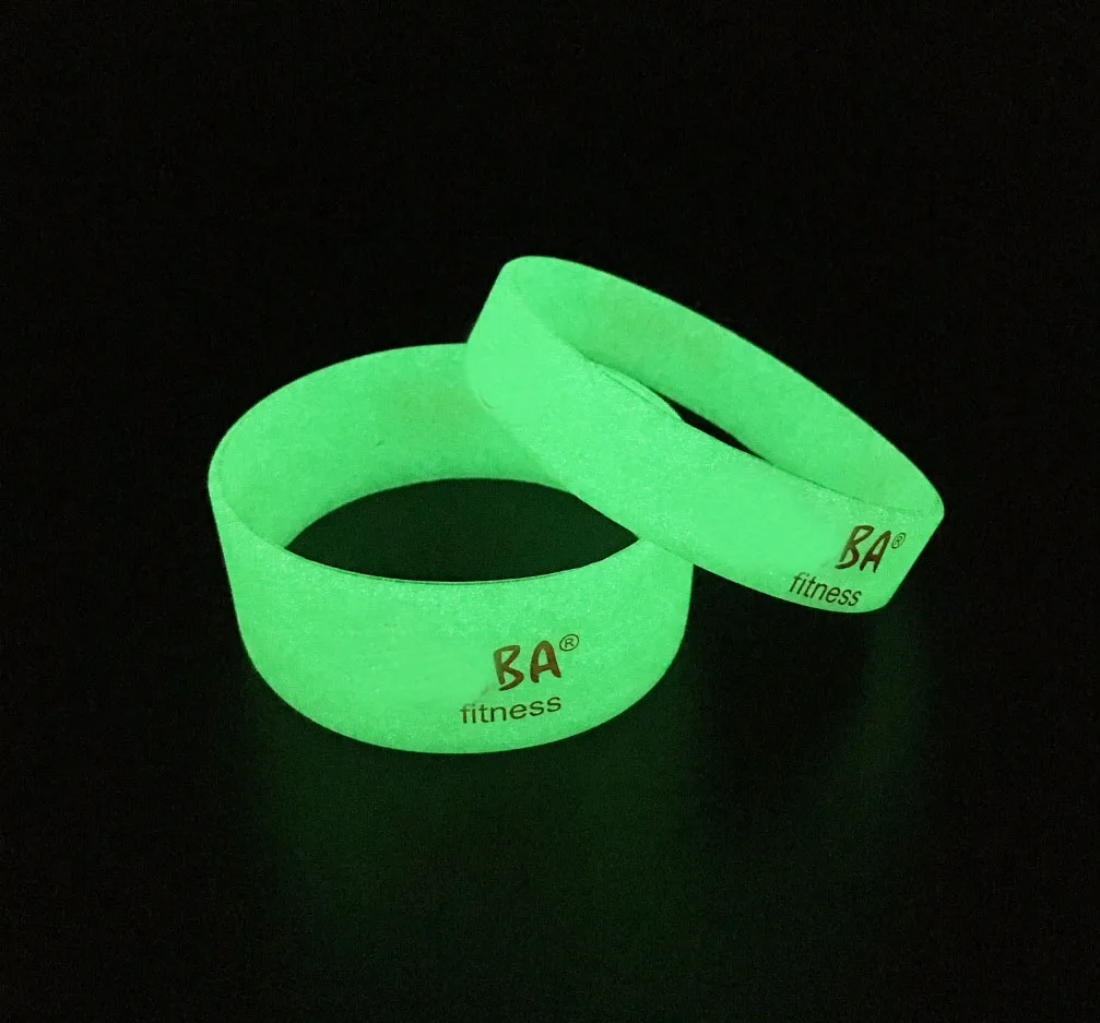 sports events souvenirs giveaway adult kid gift items fluorescent night lights soft rubber bracelet silicon wristband