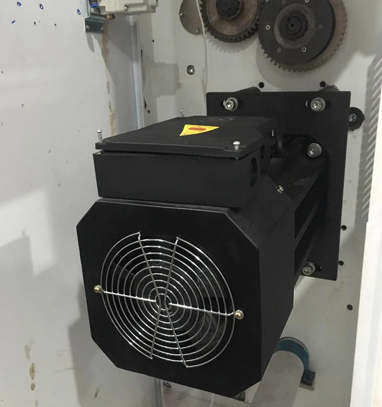 High speed 1300mm sliitting rewinding machine 400m/min with unloading arm