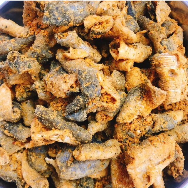 
Japanese Kokuyo Fish Skin Chips Fresh Cooked Delicious Seafood 