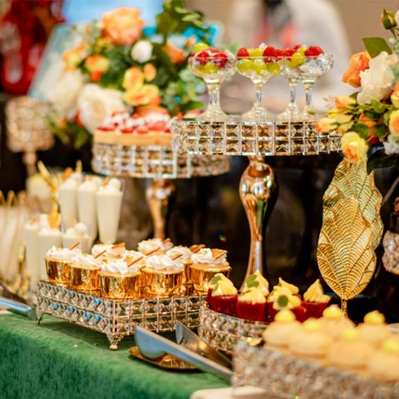Hot selling cakes and desserts decorating stands with high quality cake tools dessert table decorations cake stand