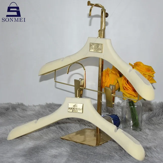 Metal plate luxury clothes bridal creamy non slip velvet hanger