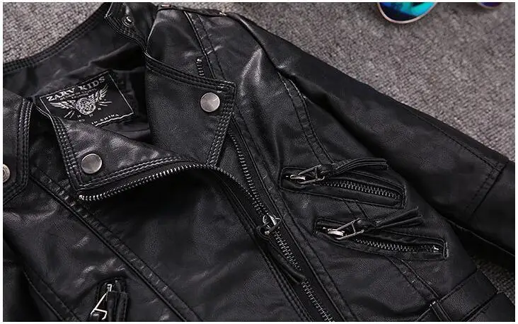 2020 онлайн детские пальто с капюшоном в Корейском стиле с героями мультфильмов, для детей Одежда для мальчиков куртки для детей Китай Оптовая