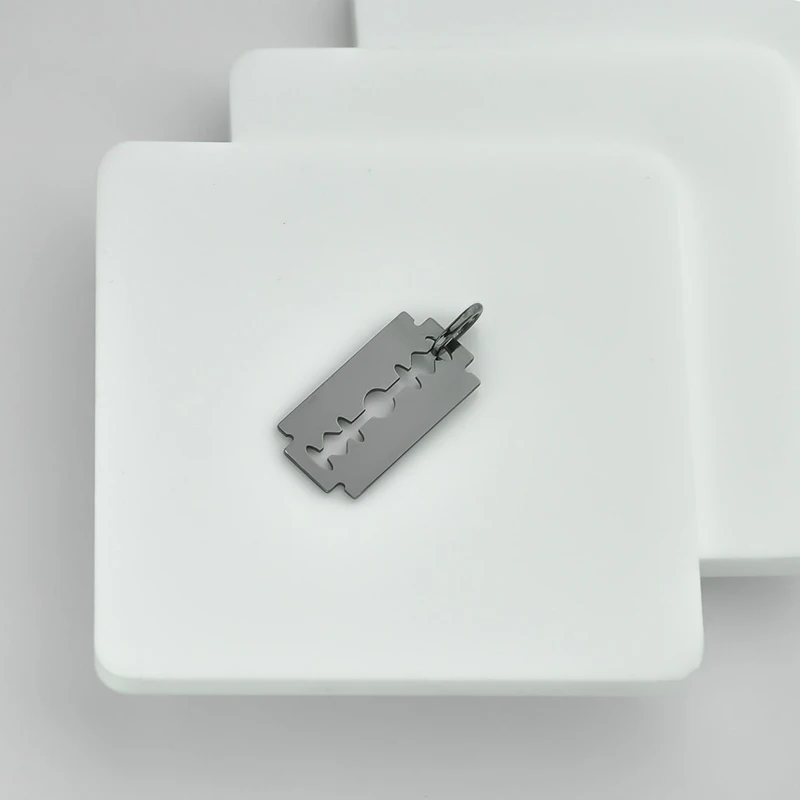 Stainless Steel Chain Black Plated Razor Blade  Charm Necklace For Men