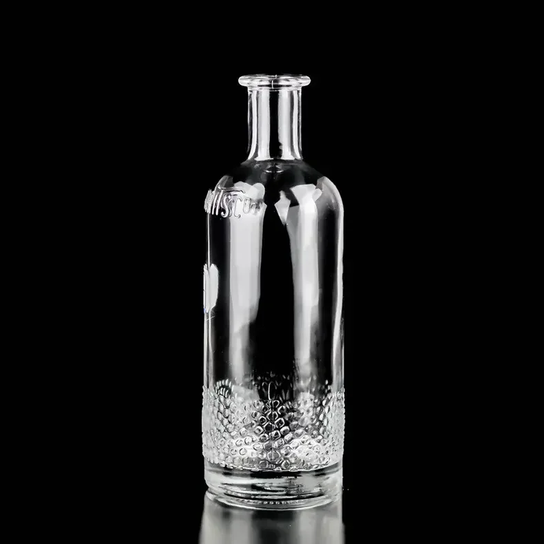 Premium Bespoke 750 Ml 750ml 700ml Pewter Metal Labels Rum Whiskey Whisky Vodka Gin Spirits Glass Bottle With Cork Stopper