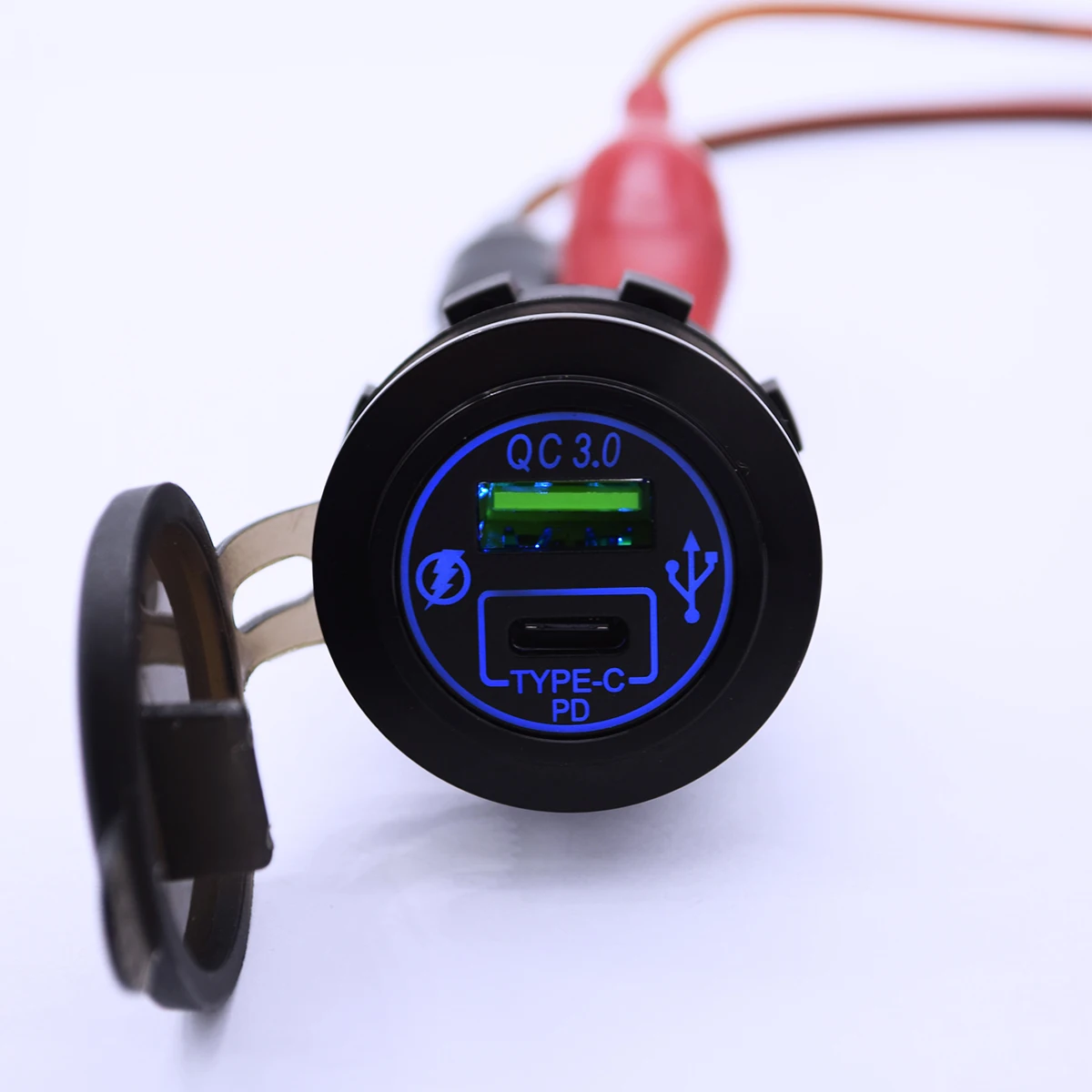 Automotive Parts PD Type C USB Car Charger Socket 18W and QC 3.0 USB Quick Charge Socket Other Auto Parts