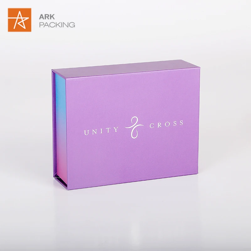 Eco-friendly Magnetic Closure Paper Packaging Box Rigid Material  With Custom Insert