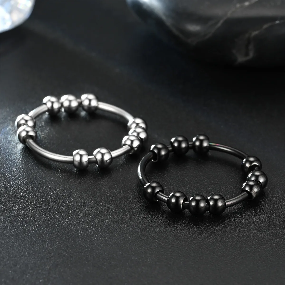 2023 Creative Hot Selling Rotate Ball Tail Ring Jewelry Gifts Stainless Steel Fidget Anxiety Bead Spinner Rings for Women