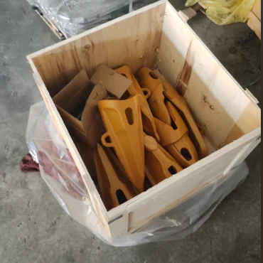 Excavator parts PC1250-8R bucket teeth XS115TV XS115UT XS115SYL WC3P120 WEARCAP teeth for Komatsu