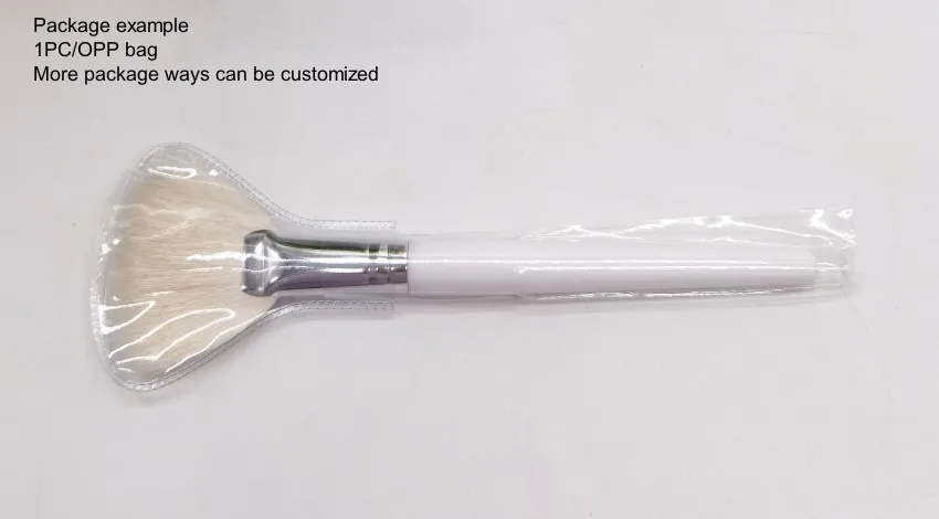 Natural Super Soft Fluffy White Wool Goat Hair Fan Brush Large Highlight Brush Blush Powder Facial Makeup Brush