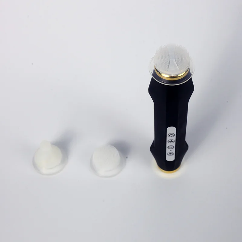 2024 New mini oxygen bubble beauty instrument portable cleansing brush device pods Capsule Skin Care Machine