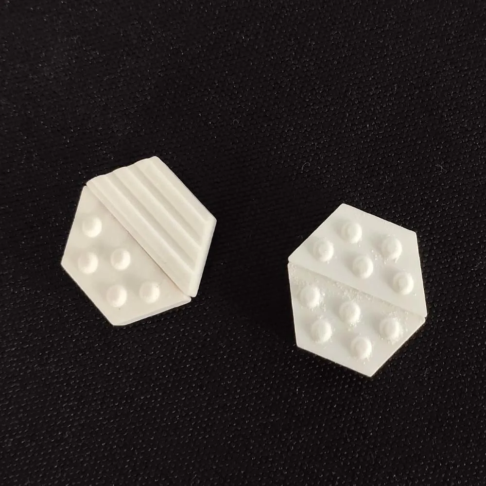 Оксид алюминия керамическая шестиугольная плитка для вулканизированной