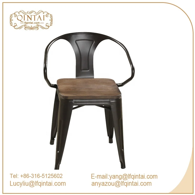 Industrial armrest dining chairs with wooden seat metal dining armchair Powder Coated Cafe chair