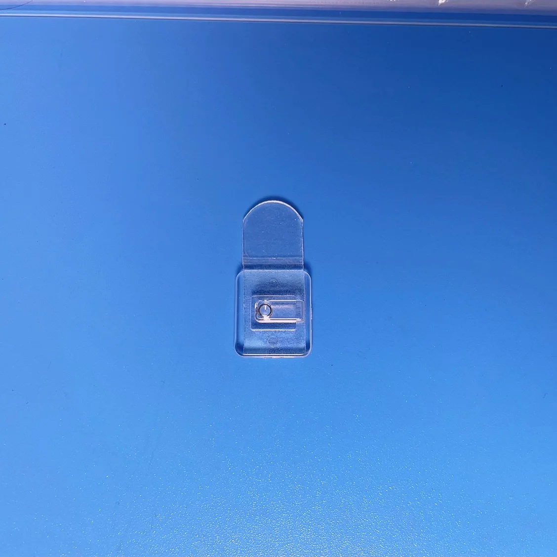 Heavy Duty Adhesive Wall Hooks Double Sided Hanger Wire Sorting Clips Plastic Clear