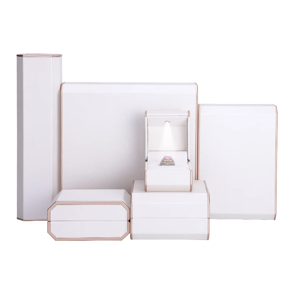 Luxury Premium Gold Edge Ring PU Proposal Pendant Bracelet Necklace Fashion Pearl Jewelry Gift Box