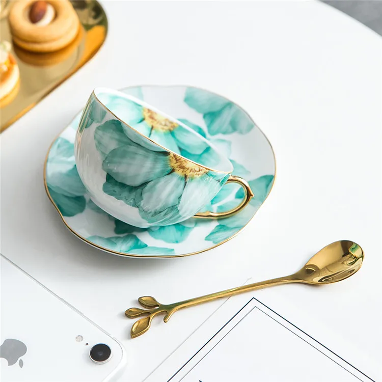 Kitchen & Tabletop Luxury Handmade Gold Handle Flower Latte Coffee Cup Afternoon Tea Cups and Saucers Ceramic Cup with Spoon
