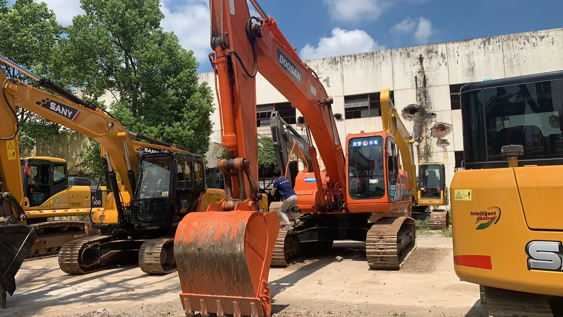 Б/у экскаватор японского бренда Doosan DH220 DH225 DX300 экскаваторы с оригинальным