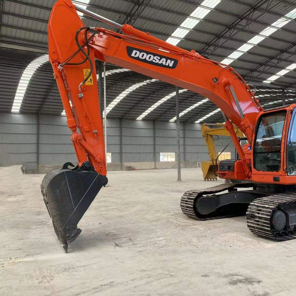 Free shipping High quality, good performance, appearance new used original excavator DOOSAN DX 225 LC