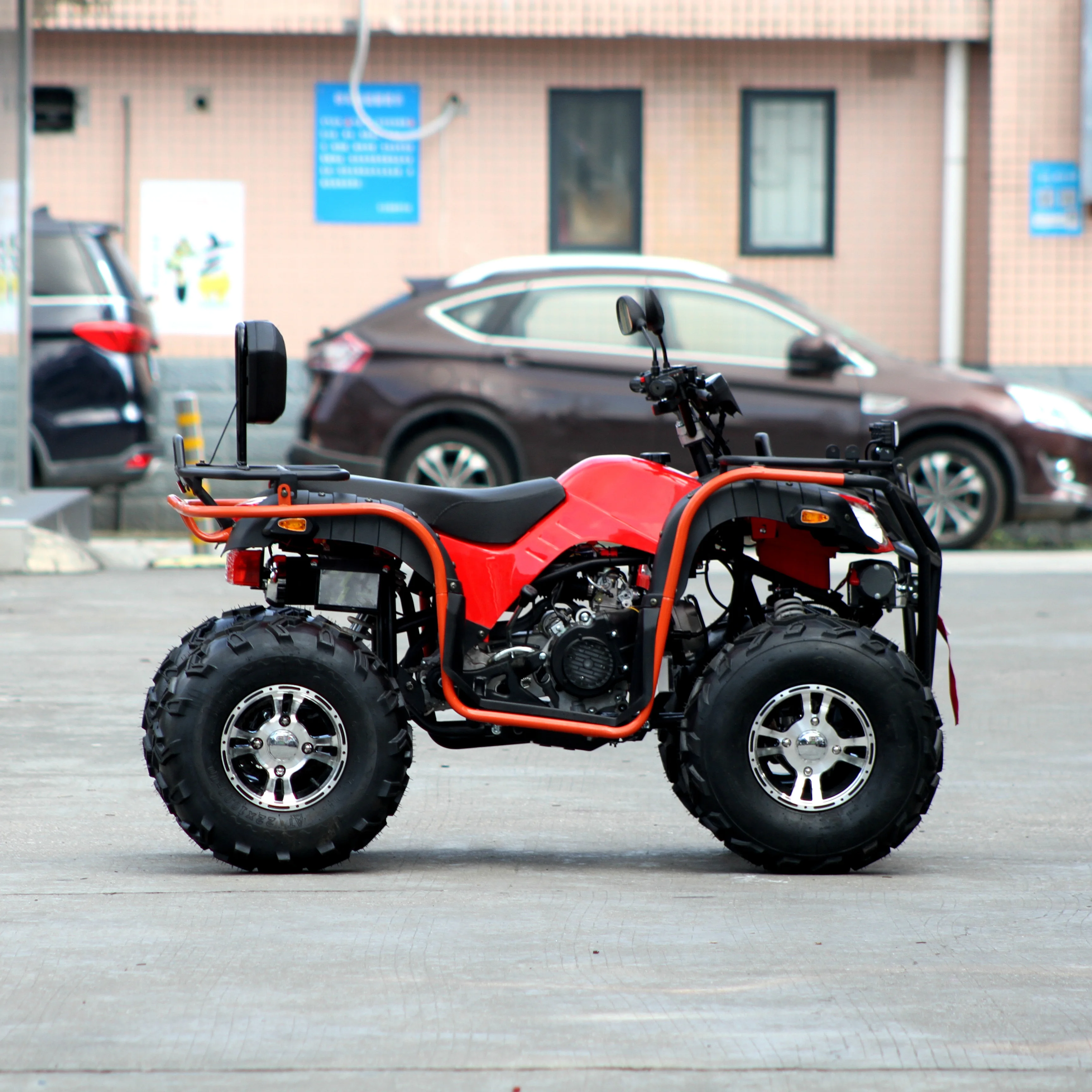China Cheap 200cc off-road ATV ,automatic transmission four stroke Four-wheel ATV Wind cooled engine 200cc