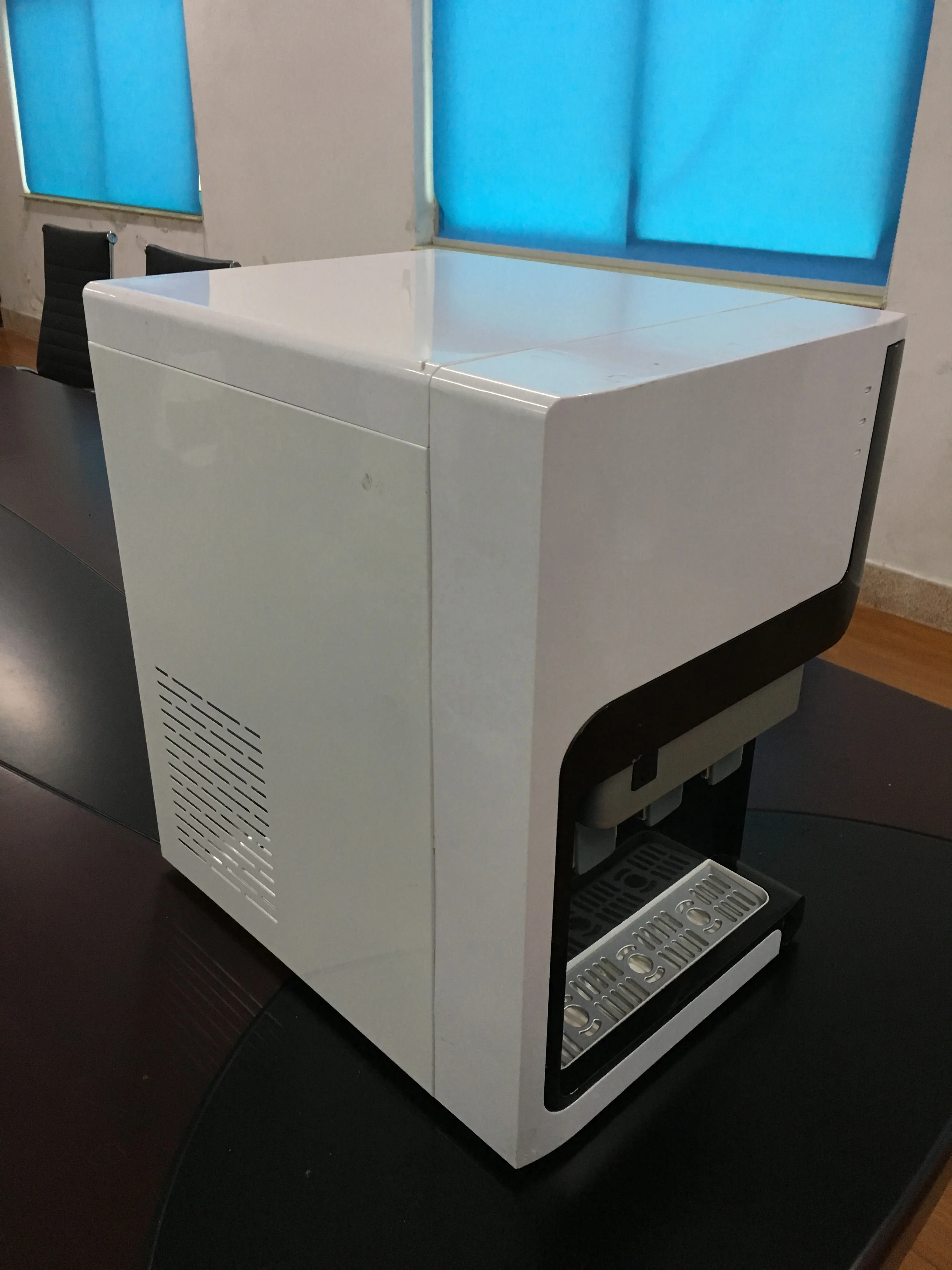 Pipeline Water Dispenser Desktop POU Hot and Cold Water Korean Design Compressor Cooling