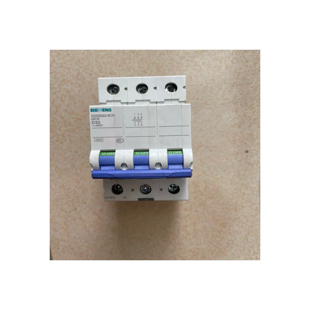 Новый и оригинальный SIE-MENS 5SY Compact microbreak 5SY4220-8