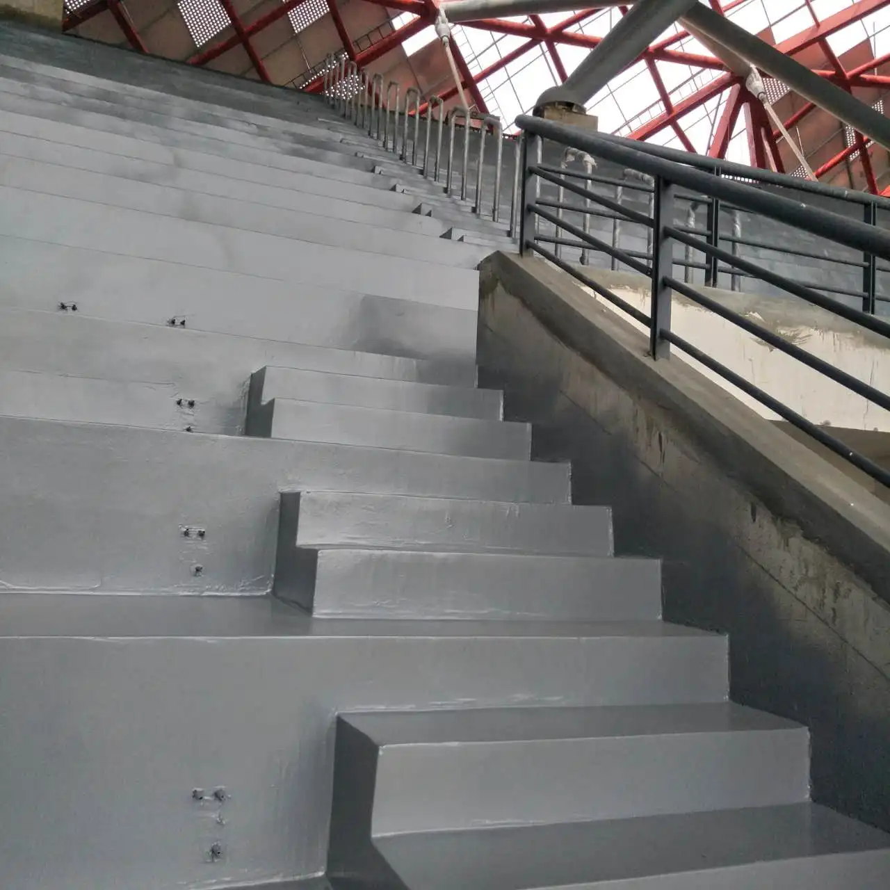 Anti-rust steel durable polyurea coating Spray polyurea for waterproof of stadium stands