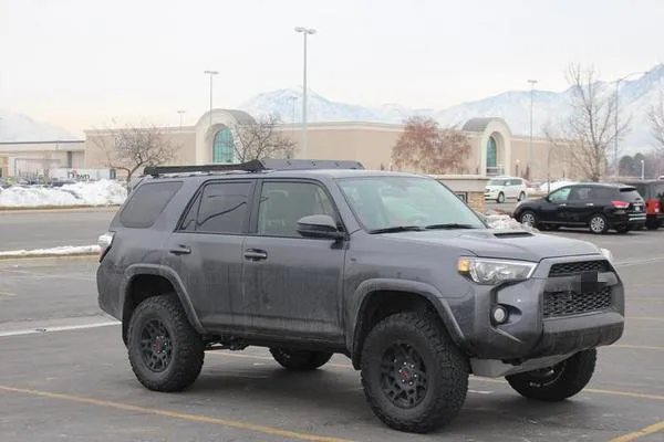 Spedking 2010-2022 Hot Sales Black Aluminum With Cross Bar Roof Rack for 5th Gen TOYOTA 4RUNNER Roof Rack