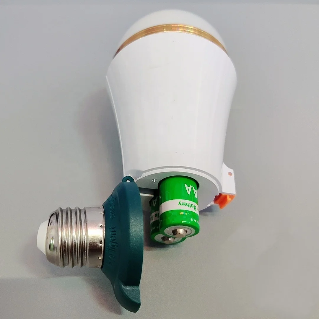 Hot 3 Batteries Charging Energy Saving Lamps  E27 15W 20W 25W 30W 6500K Portable Rechargeable Light Bombilla  LED Emergency Bulb