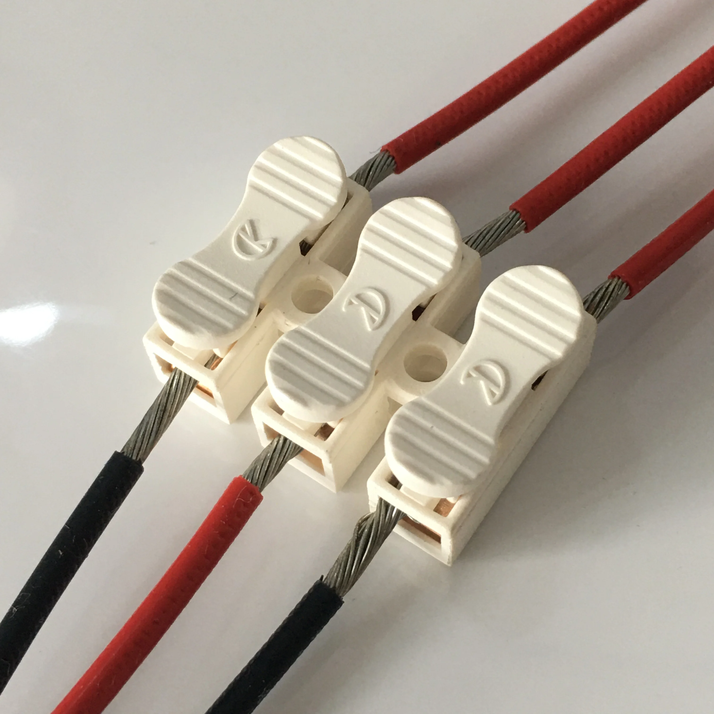 trade assurance high quality self locking stainless steel small 3-way male and female electrical connectors