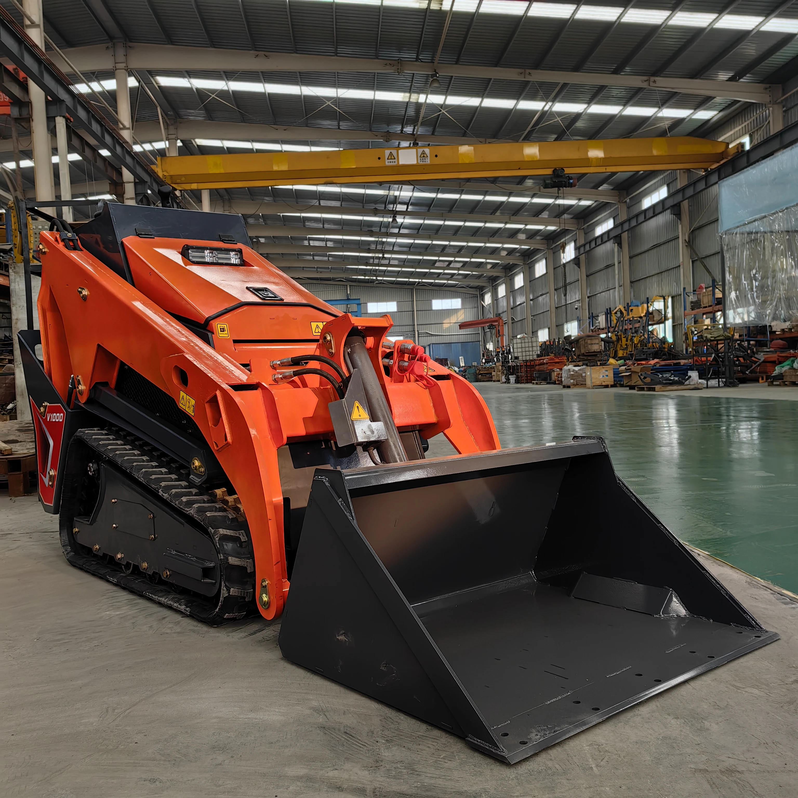 HT-V1000 Hydraulic Small Skid Steer Loader With Auger Trencher EPA/Euro 5 With Big Hydraulic Oil Tank Capacity