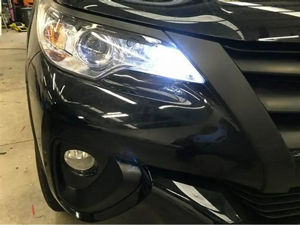 Фары головного света для Toyota Fortuner 2016 2017 2018