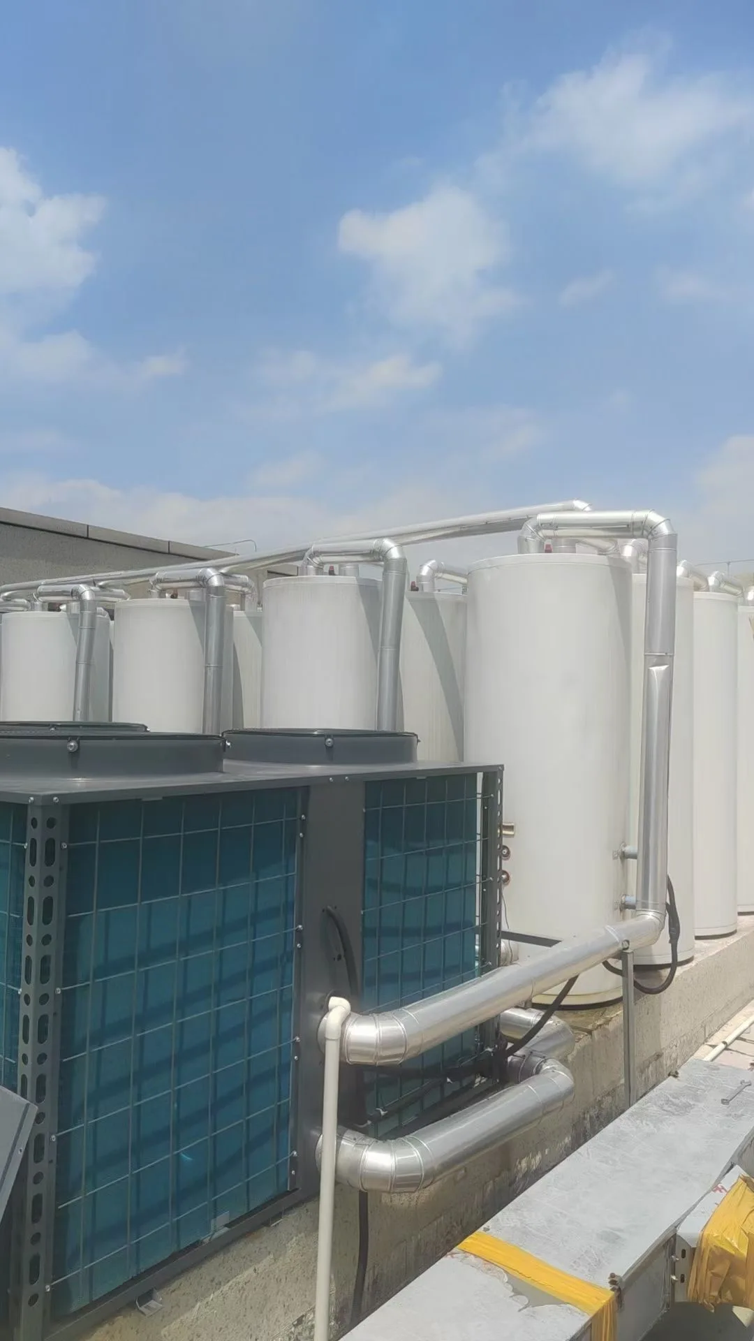 ODM OEM Supplier Hot 100L 200L compact pressurized residential Cheap wholesale split product split solar water heater on roof sy