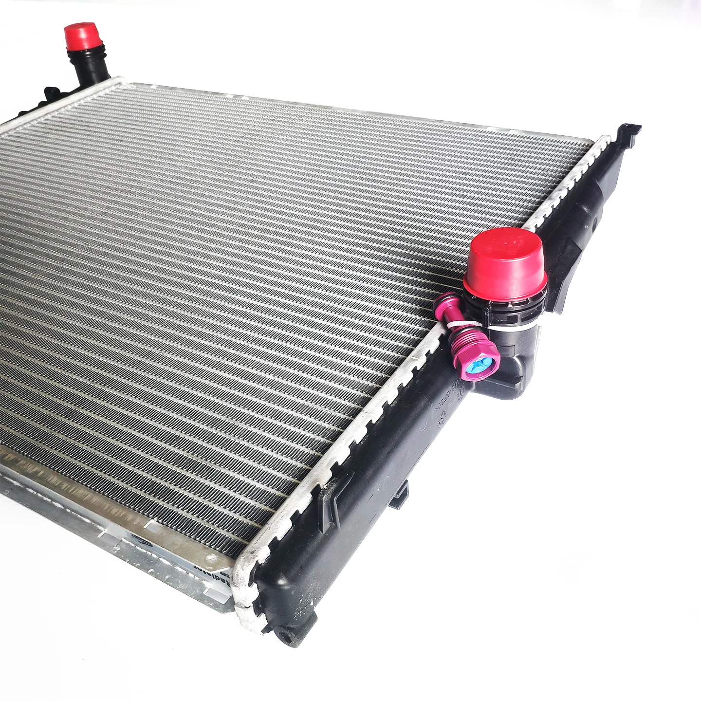 17113400013 Auto Radiator for BMW X3 E83 Radiator
