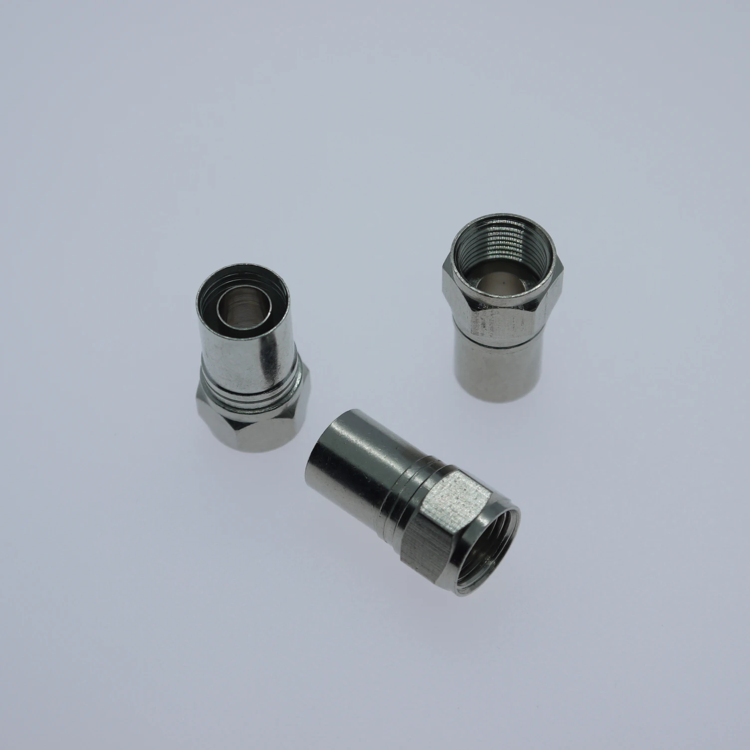 
F Type Male Twist On Cable Crimp Connector For TV 