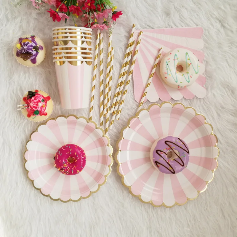 New hot stamping disc striped paper plate set high-end disposable tableware paper cup afternoon tea cake saucer