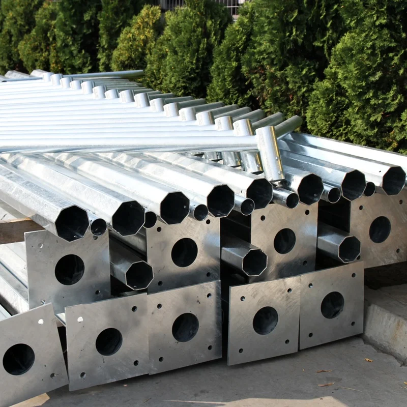 Galvanized Steel Conical Octagonal Solar LED Street Lighting Pole