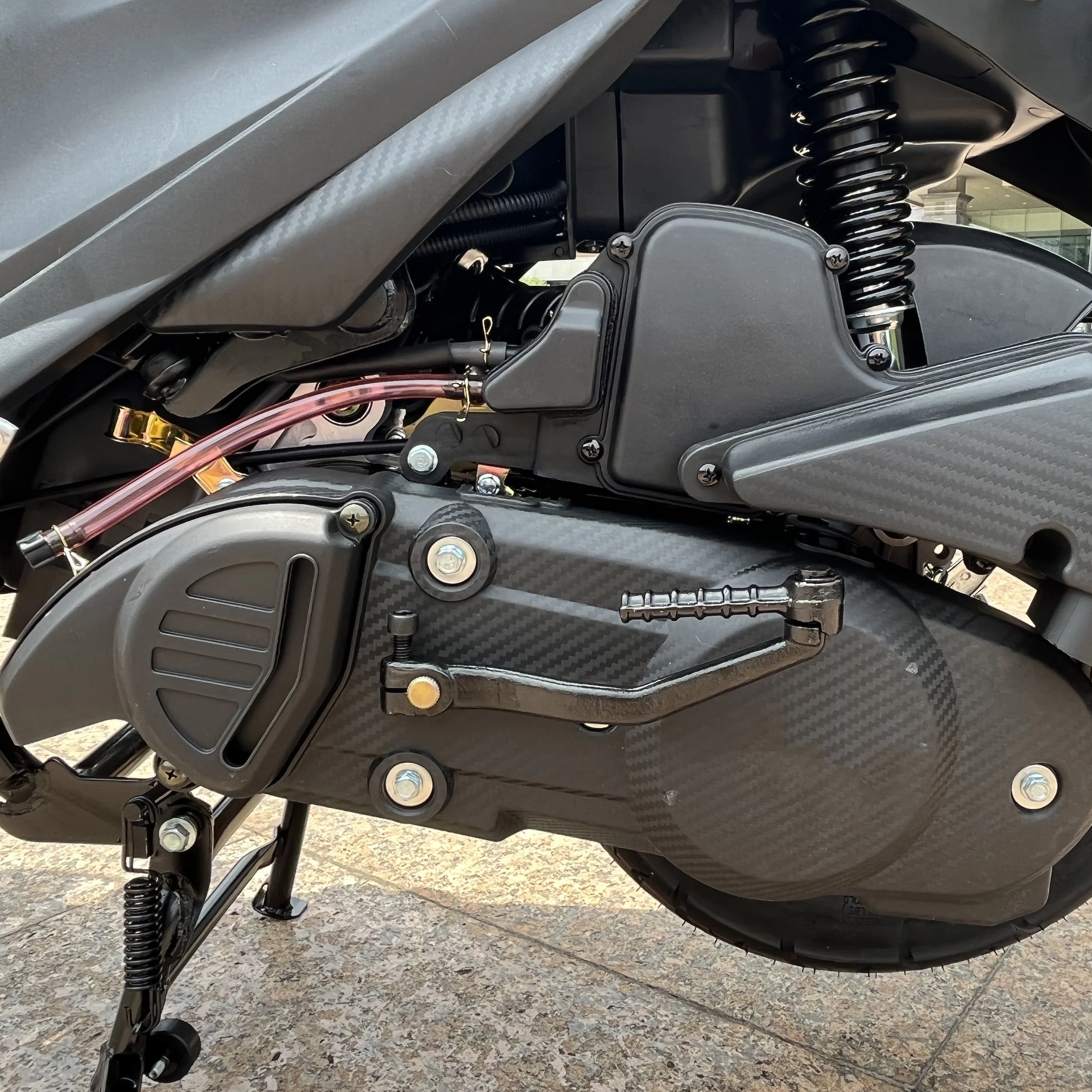 Wholesale Fashion Model Hydraulic Suspension CDI Gas Scooter Motorcycle 150cc V150 Address Scooter