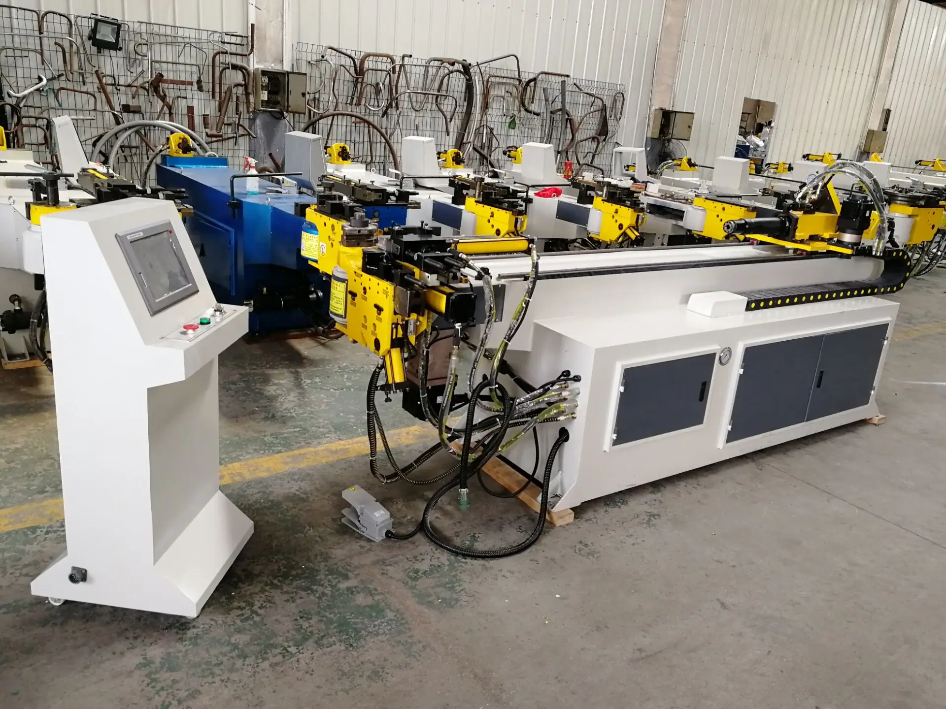 Гибочный станок Zhuoran DW38CNC для металлических алюминиевых