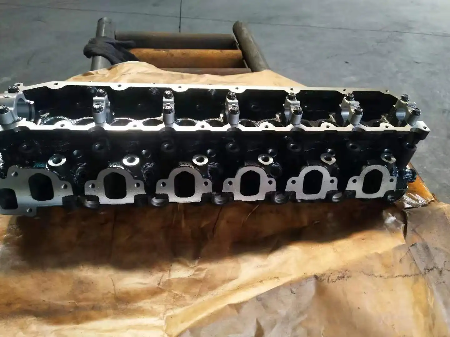 Japanese car diesel engine 1 3.0TD cylinder head 8 valves OEM 11101-17050 11101-17010 for Toyota for HZ cylinder head