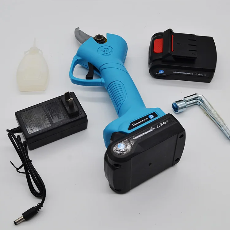 electric pruning shear.jpg