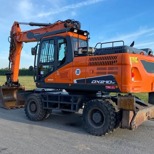 Best Quality Doosan DH55 DX60 DH225 DH150H Wheeled Excavator