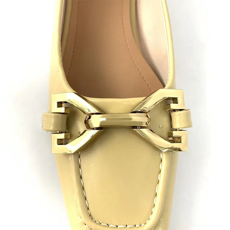 New Products Recommended High Quality Shoe Chain Ladies Leather Shoes Decorative Chain Buckle