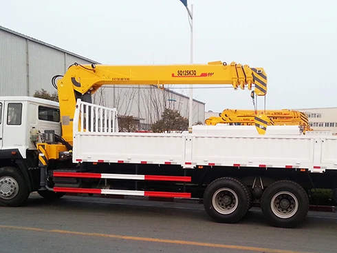 Lifting Machinery Telescopic Boom Crane Truck SQS350-5 15 Ton Truck-mounted Crane Available