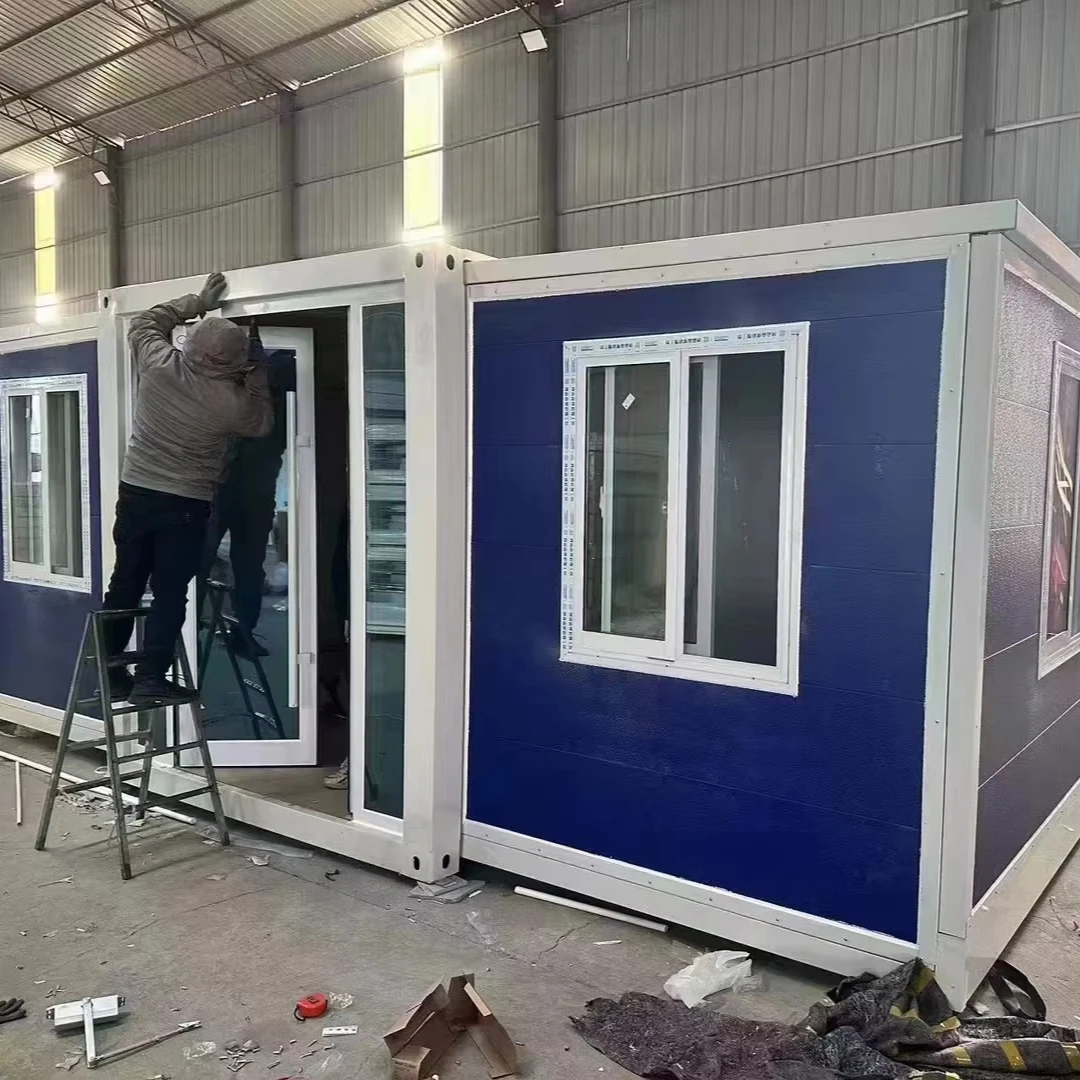 Modern Steel Structure Sandwich Panel Prefabricated House Steel Frame Carport for Living Room at an Price