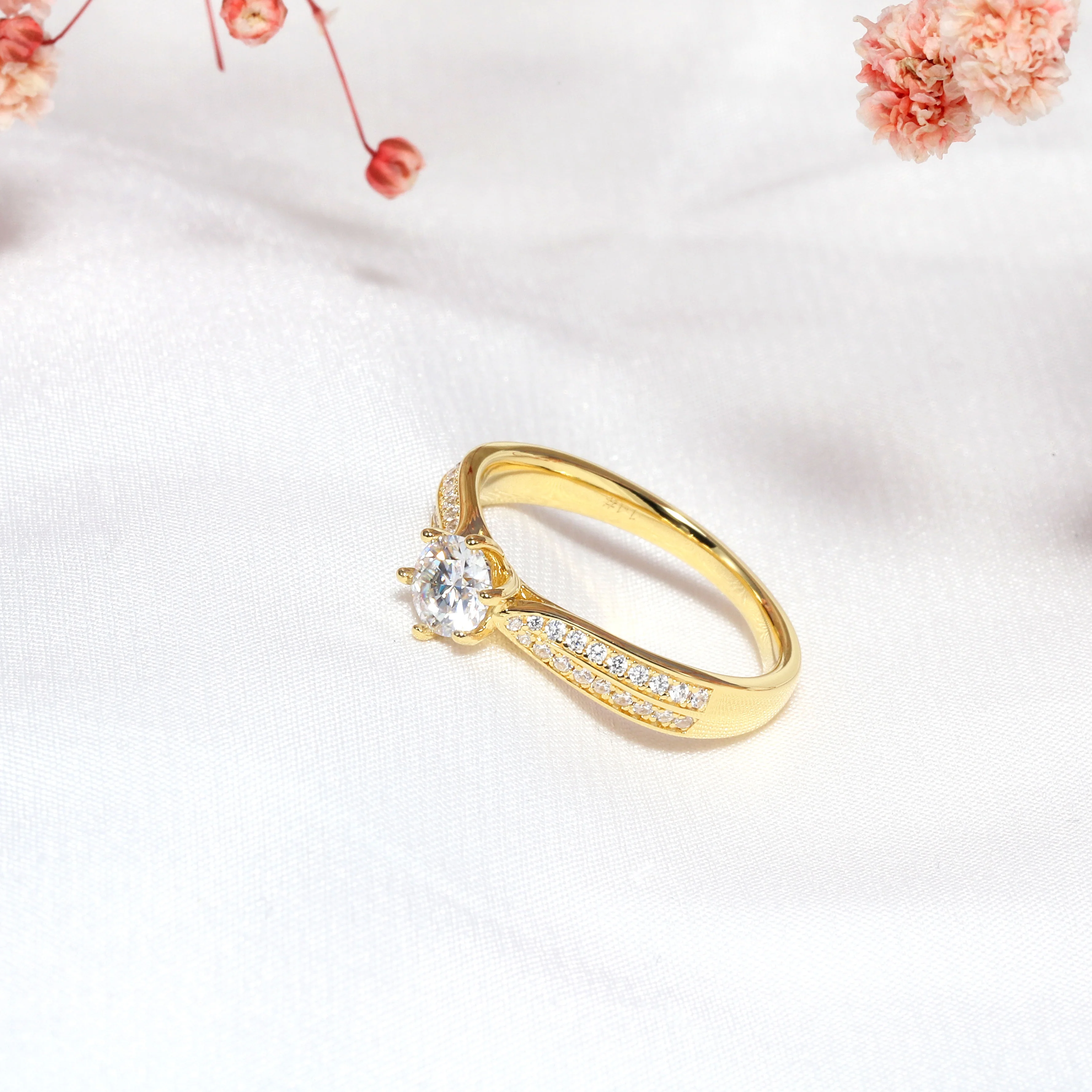 M06B Abiding Gra Certified 925 Silver Main Stone 0.5 CT Moissanite Diamond Ring Jewelry For Wedding