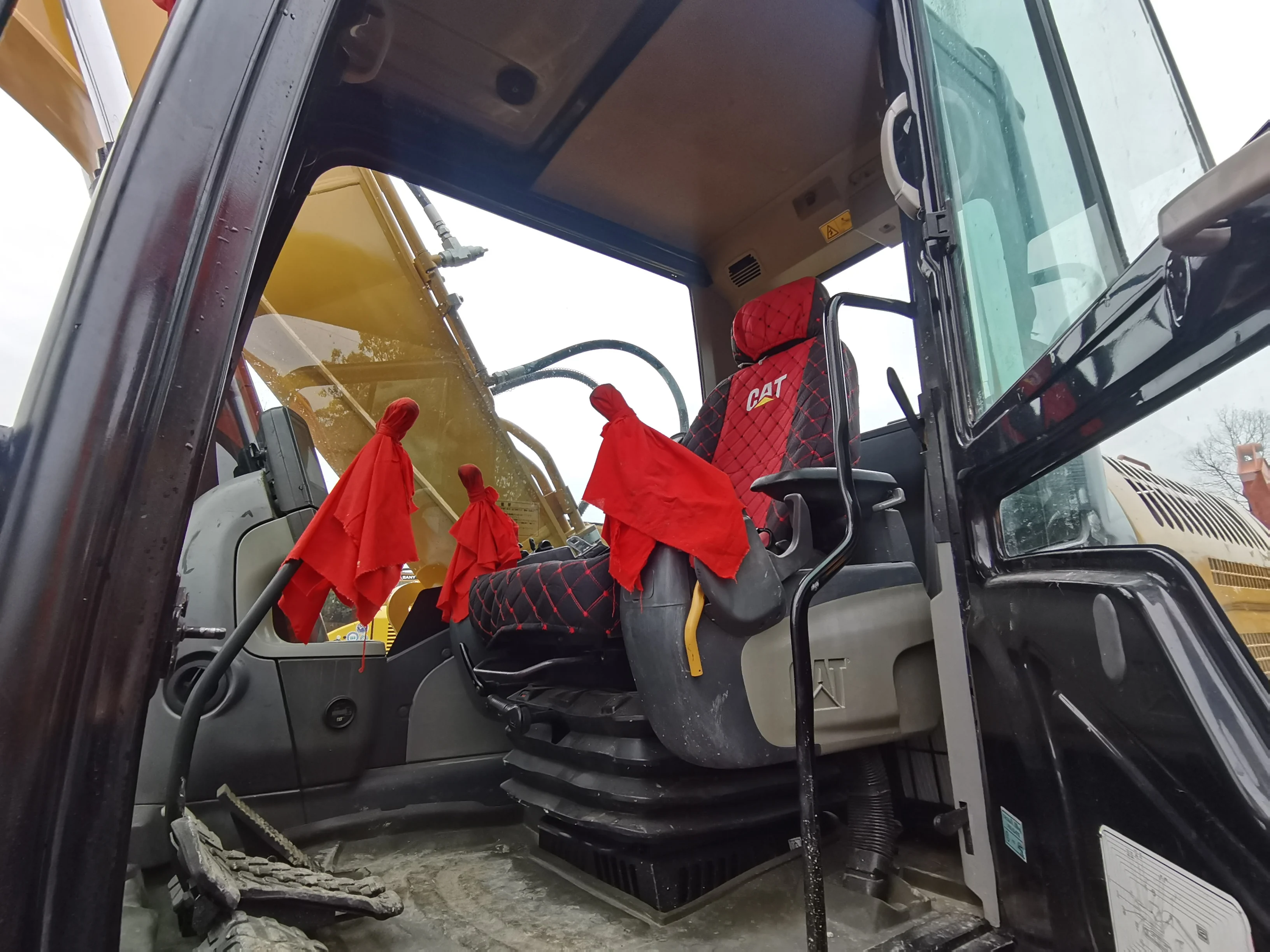 Оригинальные японские детали для экскаватора Cat315D2 гарантия качества основные компоненты двигателя моторный насос гусеничный механизм модели 315D 320D