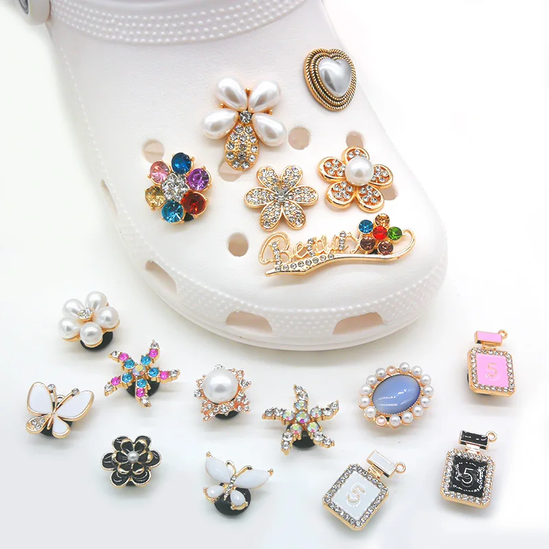 Fashion Designer Charms Luxury Bling Metal Shoe Charms Wholesale Cute Custom Shoe Decoration Buckle Accessories Wedding Souvenir