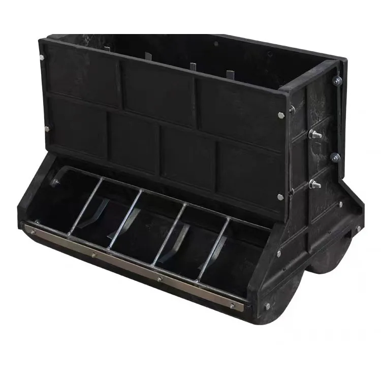 Pig Plastic Double Sides 5  Holes Automatic Pig Feeder For Piglets