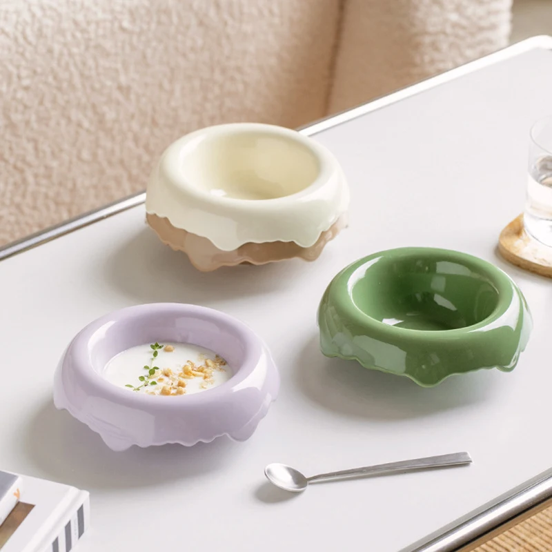 2024 Wholesale Split Ceramic Pet Bowl Elevated Mouth Neck Anti-Tipping Cat Dog Food Bowl Tilted Water Ceramic Bowl with Stand