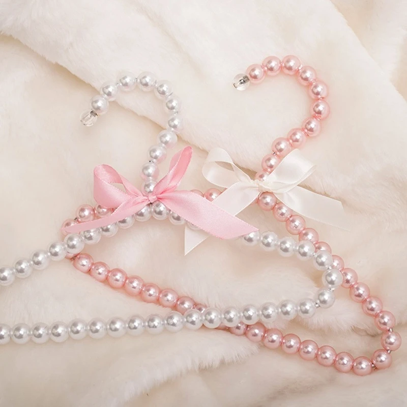 
1Pcs 20cm Children Pearl Clothing Hanger Dog Hangers for Clothes Baby kids Pearl Plastic Pet Hangers 