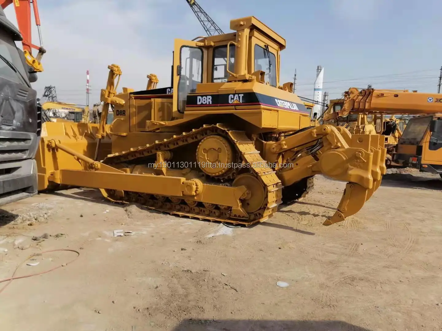 CAT D8R (61).jpg